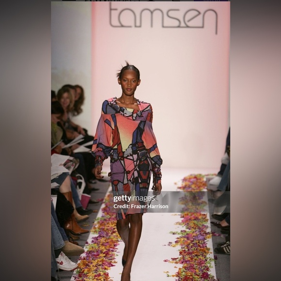 Tamsen Y2K Designer Gold/Brown Abstract Print Ruffle Halter Silk Gown NWT - Picture 6 of 16